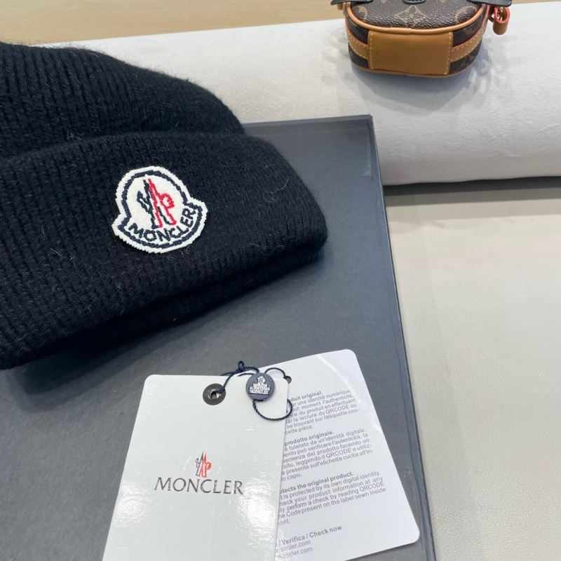 Moncler Caps